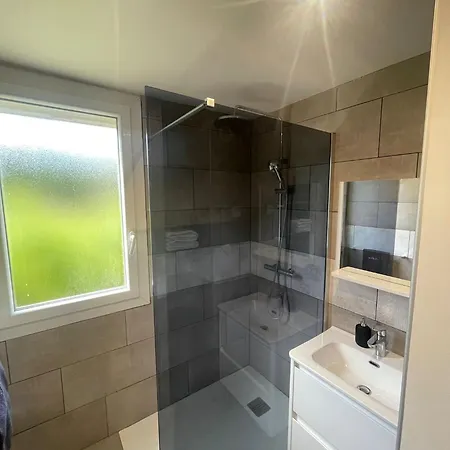 Avec Salle D'eau Privee Dans Partage 200 M Du Tram モンペリエ