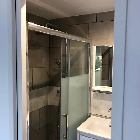 Pansiyon Avec Salle D'eau Privee Dans Partage 200 M Du Tram